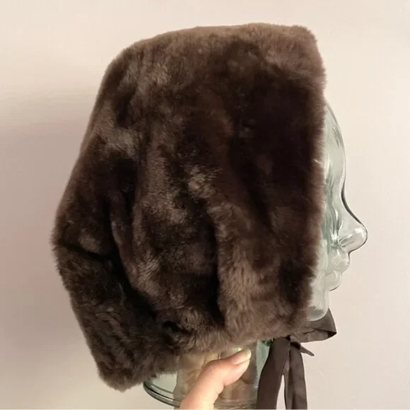Vintage Dark Chocolate Brown Fur Bonnet Hat - O/S - Picture 2 of 7